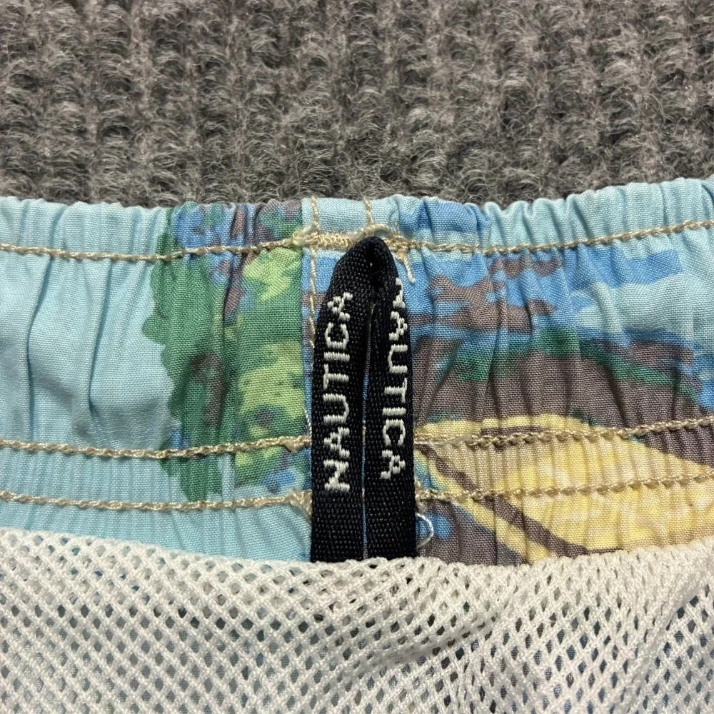Nautica‎ Mens Swim Shorts Size M Blue Scenic Boat Harbor Print Mesh Lined